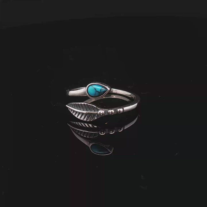 Verdant Whisper Ring

Leaf & Turquoise Adjustable Silver Ring