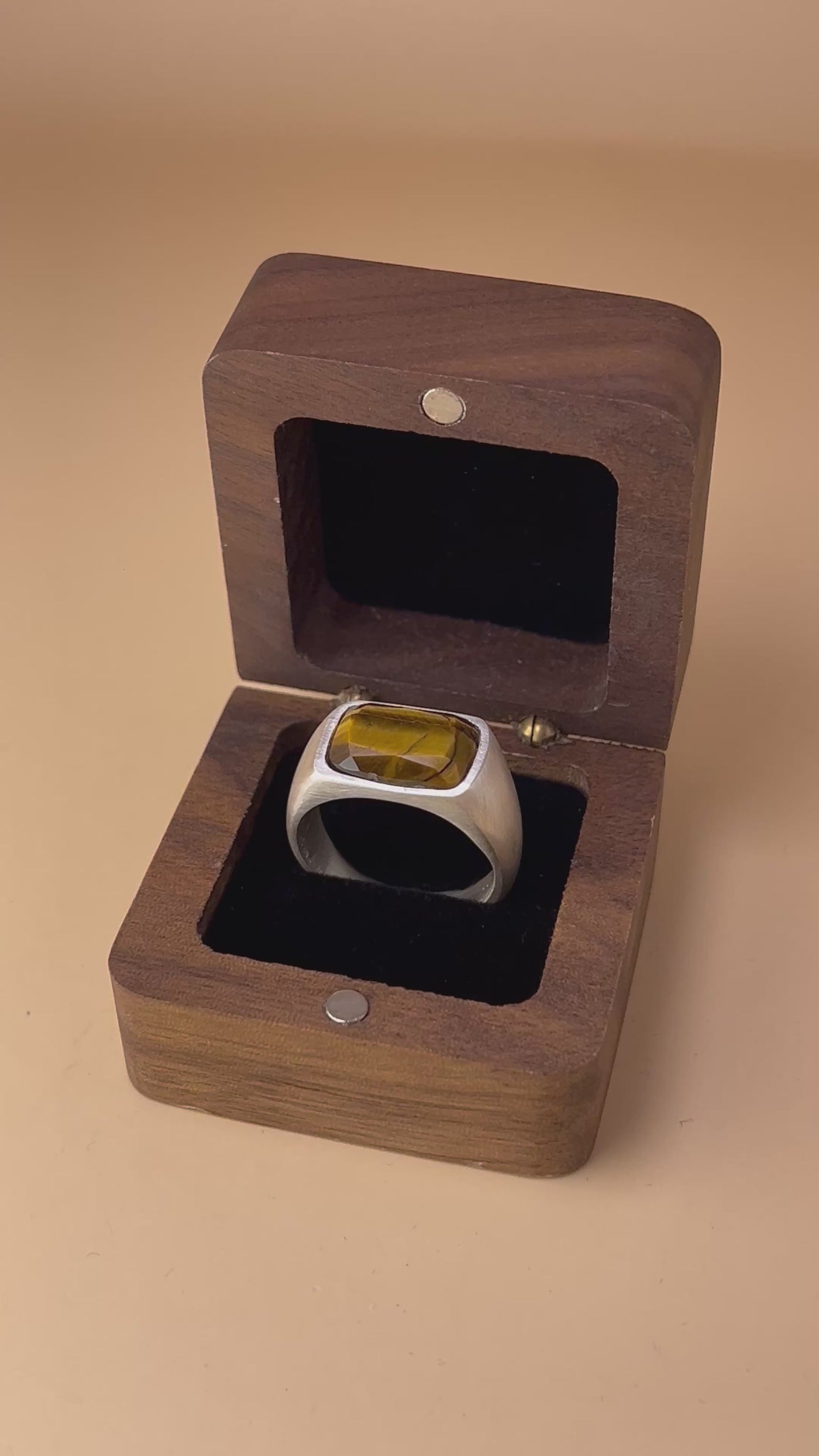 The Eye of Power – Artisan Silver Ring with Tiger’s Eye