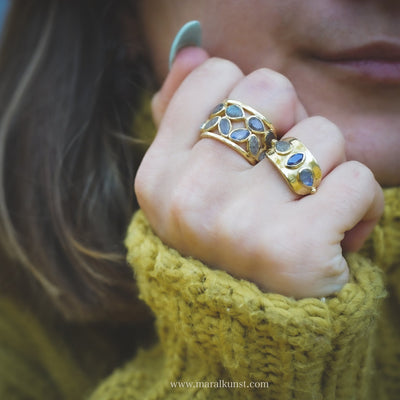 Statement Cubic Zirconia Ring - Maral Kunst Jewelry