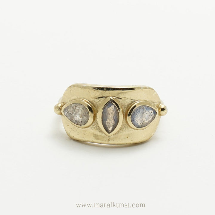 Statement Cubic Zirconia Ring - Maral Kunst Jewelry