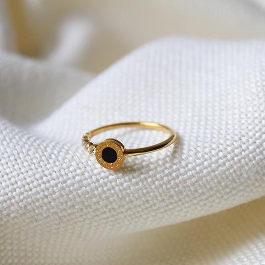 Black Stone Stack Ring in Gold - Maral Kunst Jewelry