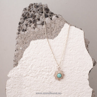 Blue Stone Flower Necklace - Maral Kunst Jewelry