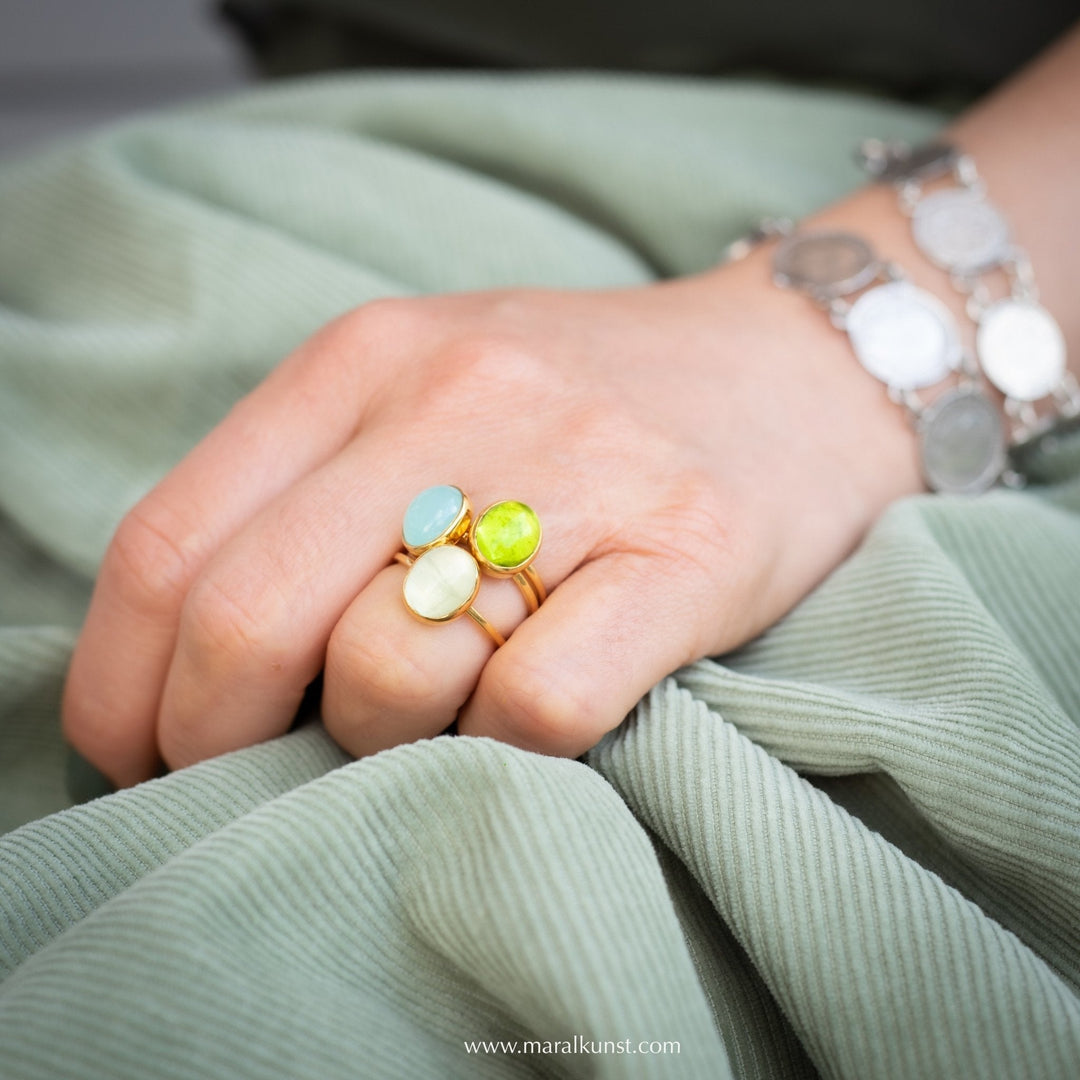Oval Green Onyx Cabochon Ring