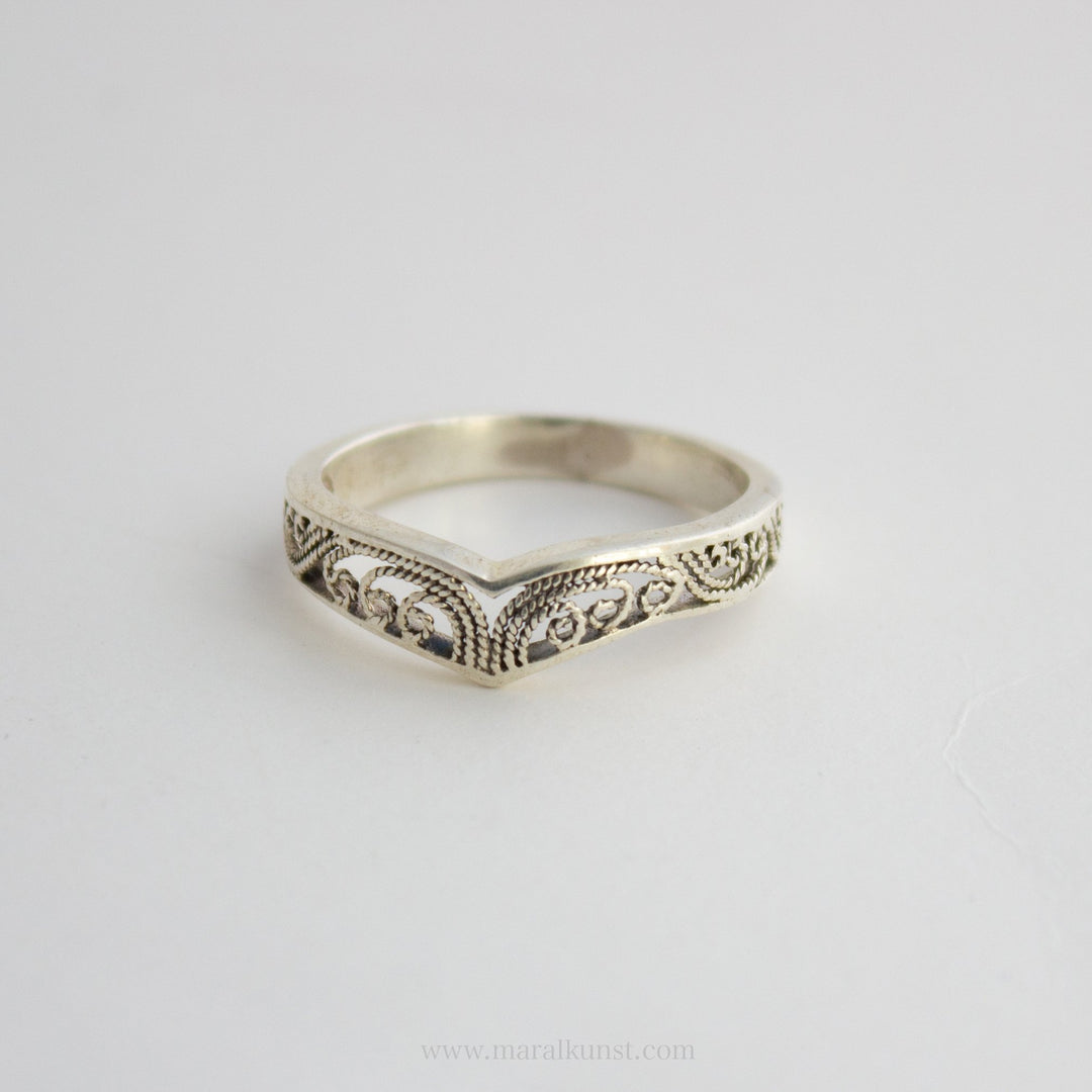 Enchanted Princess Crown Silver Ring - Maral Kunst Jewelry