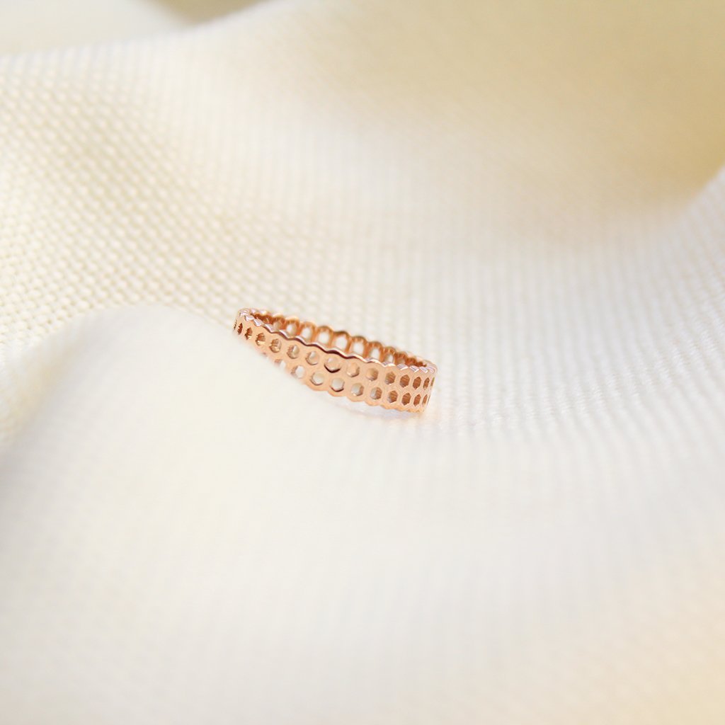 Rose Gold Dot Ring - Maral Kunst Jewelry