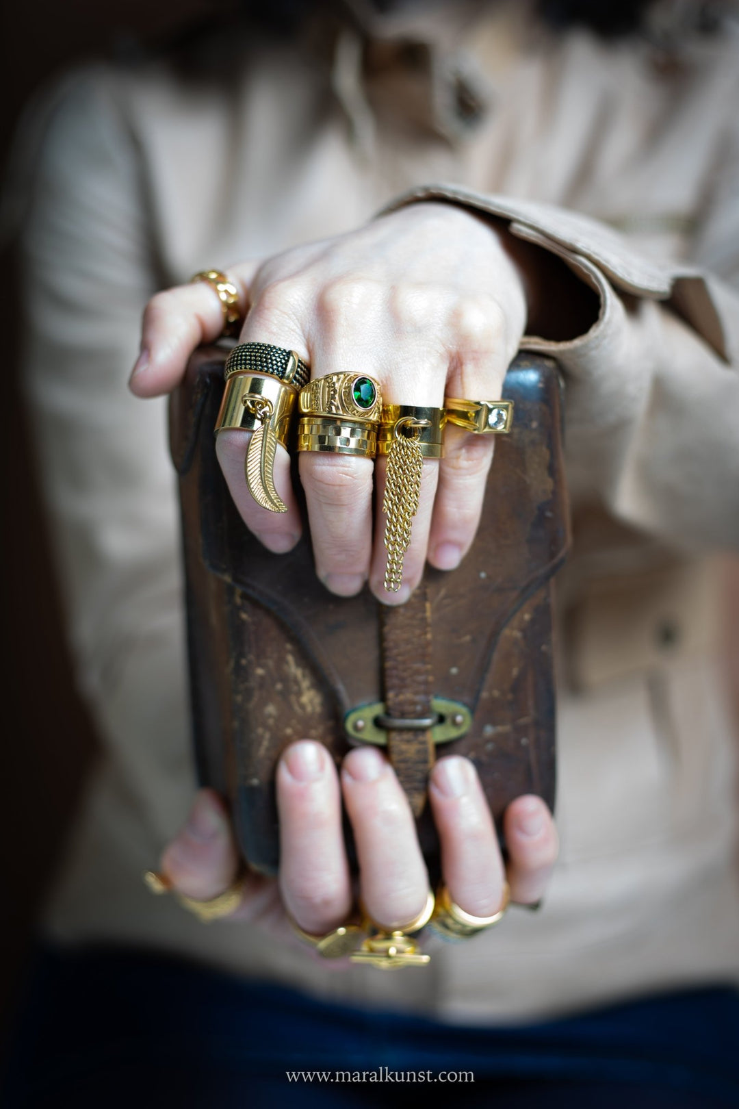 Green Cubic Zirconia Ring in Gold - Maral Kunst Jewelry