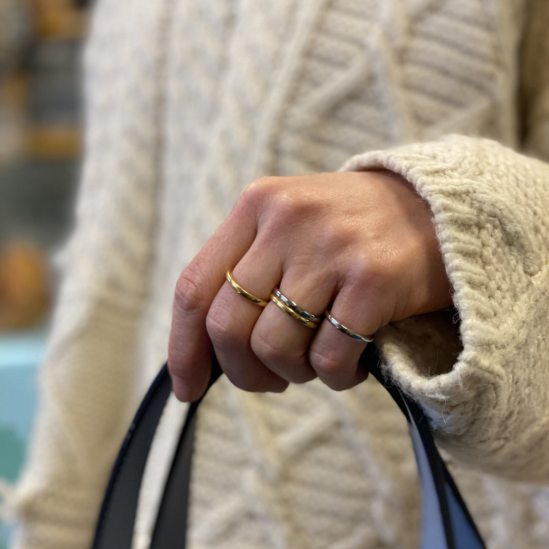 Stackable Thin Band Ring in Gold - Maral Kunst Jewelry
