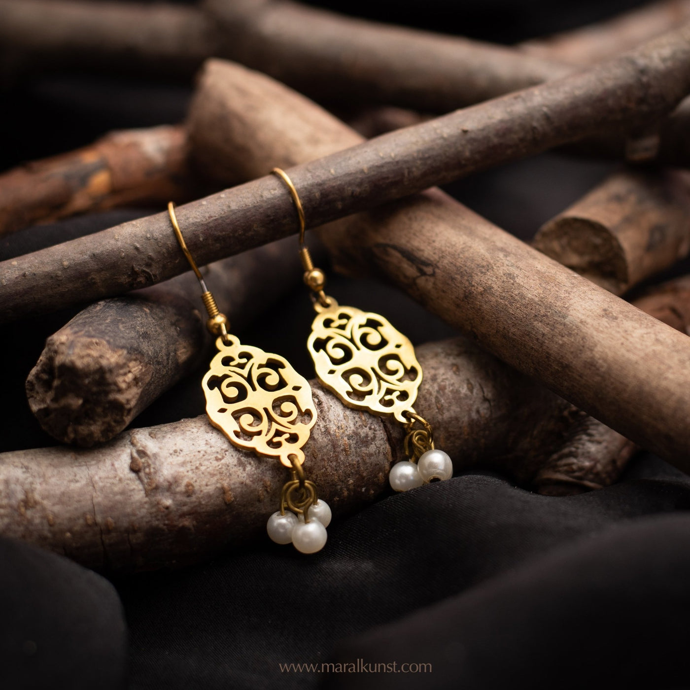Modern Design Pearl Gold Earrings - Maral Kunst Jewelry
