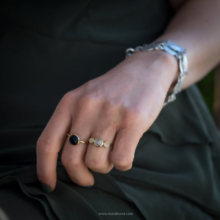 Gray moonstone Gold Ring - Maral Kunst Jewelry