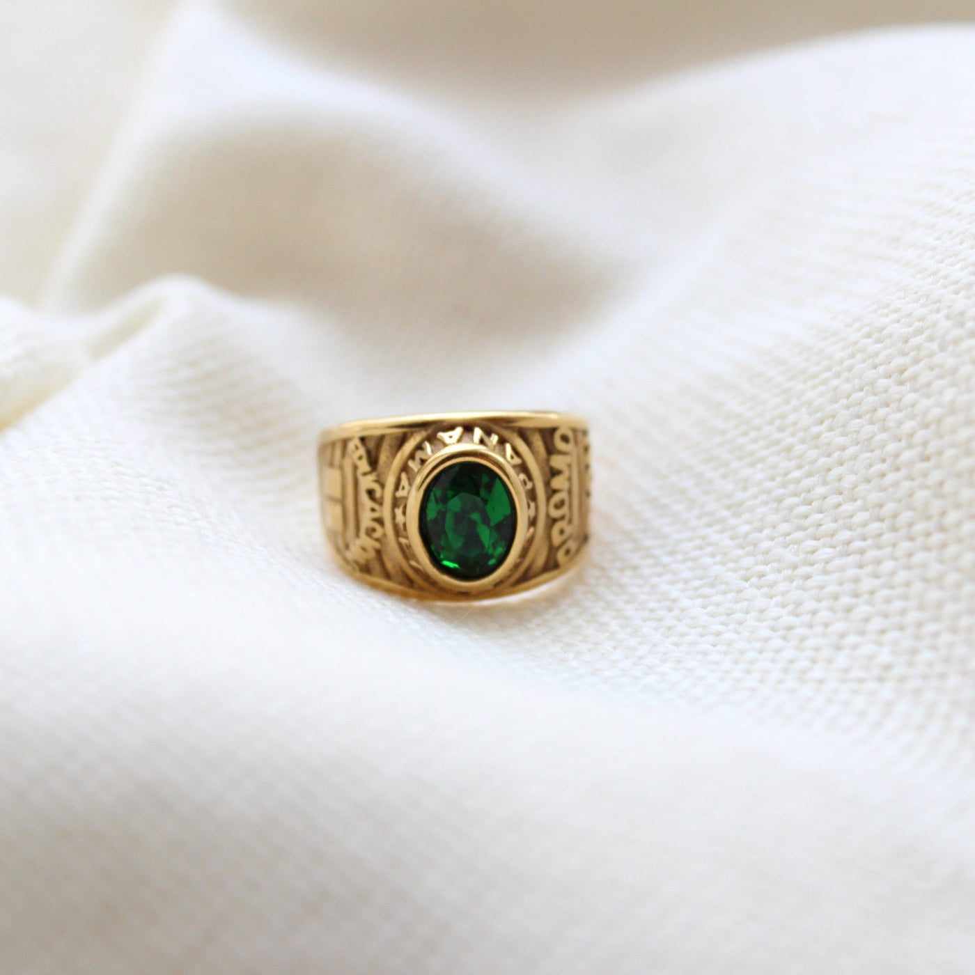 Green Cubic Zirconia Ring in Gold - Maral Kunst Jewelry