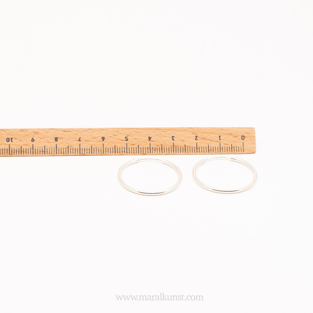 Big Hoop Earrings in Silver - Maral Kunst Jewelry