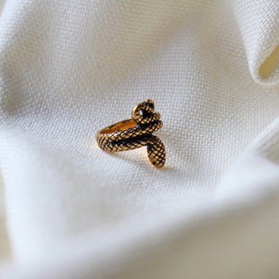 Delicate Snake Medium Ring - Maral Kunst Jewelry