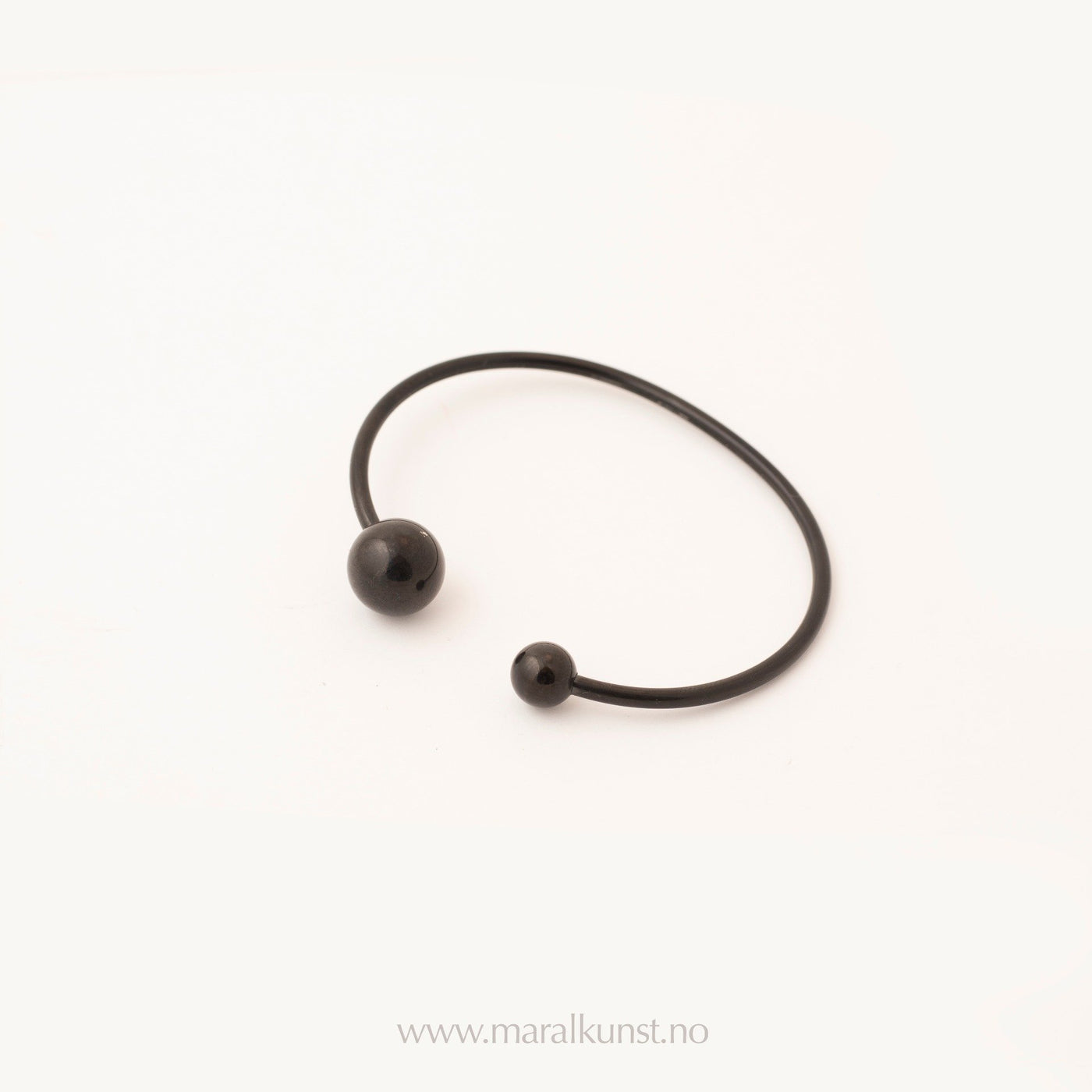 Jakob Black Cuff Bracelet - Maral Kunst Jewelry