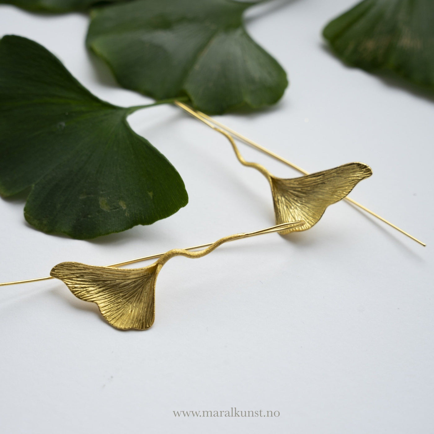 Leaf Dream Earrings - Maral Kunst Jewelry