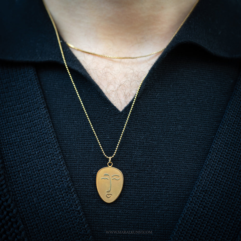 Face necklace