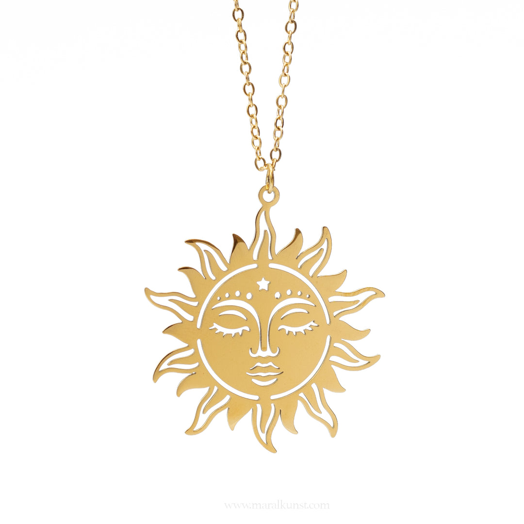 Maral Happy sun symbol necklace