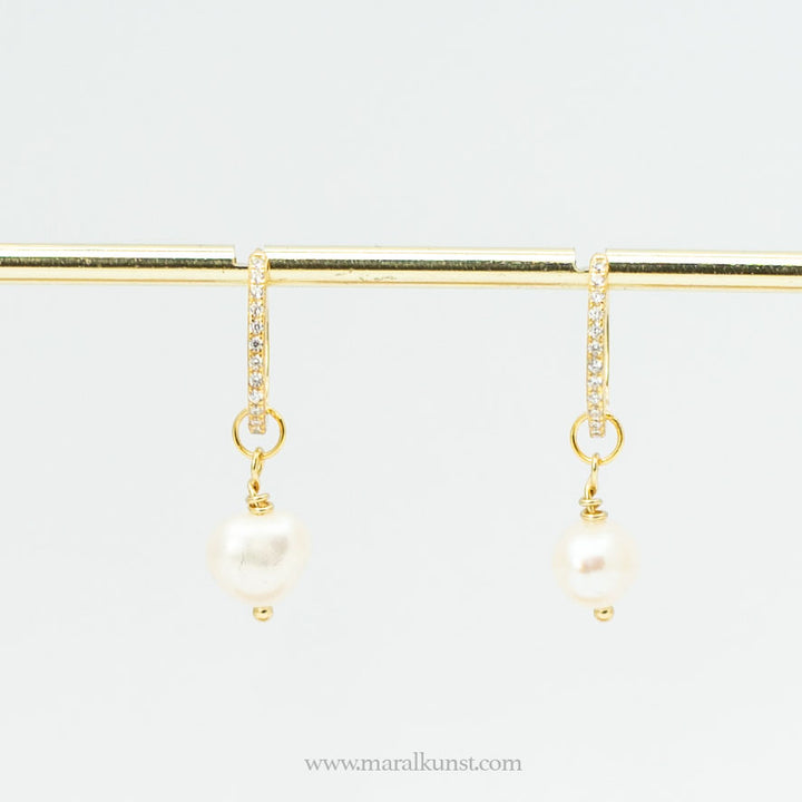 Spanish Pearl drop earrings
