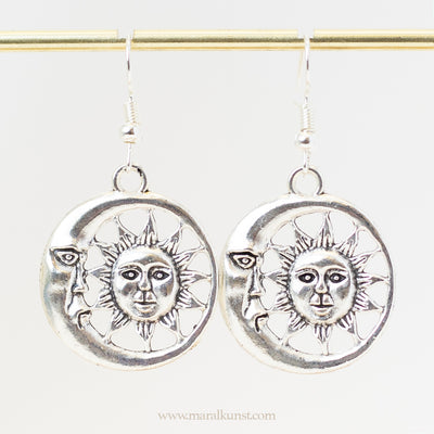 The sun and moon earrings