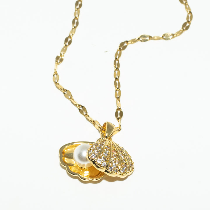 Pearl Shell Gold Plated Necklace