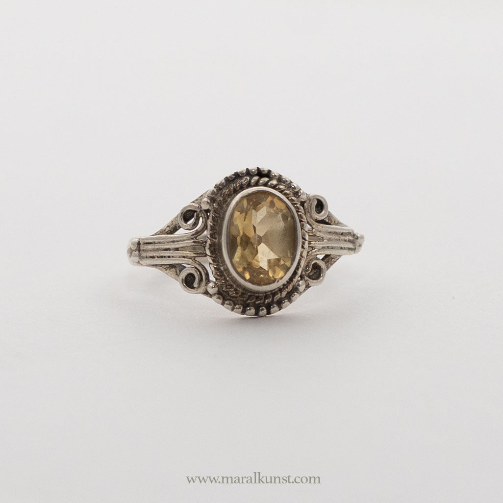 Tibetan Oval Citron stone silver ring