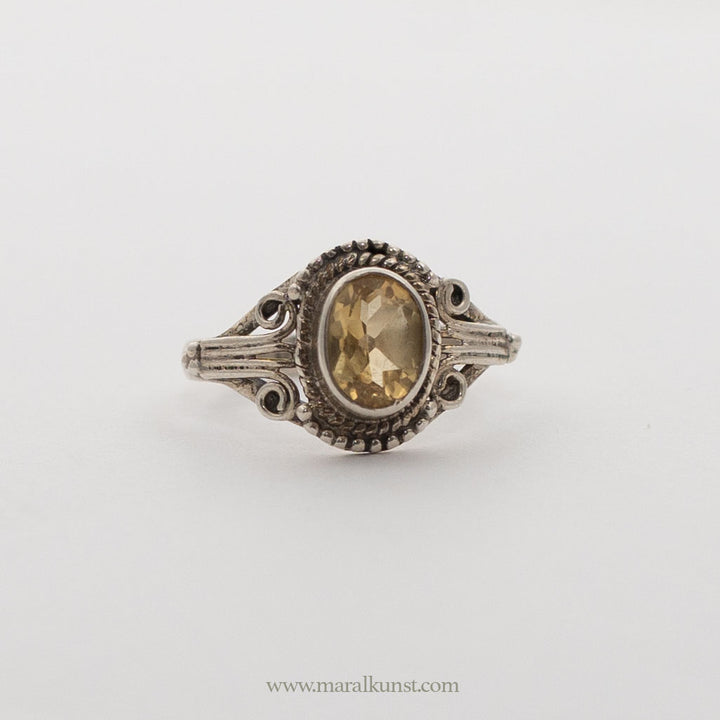 Tibetan Oval Citron stone silver ring