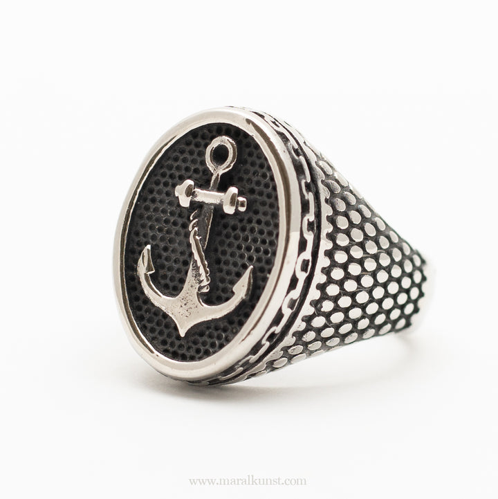 Anchor stainless steel signet ring