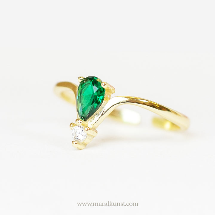 Contact Maral  to Customise engagement ring in 10k,14k gold