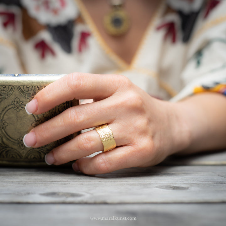 Indian Thick gold plated brass band ring