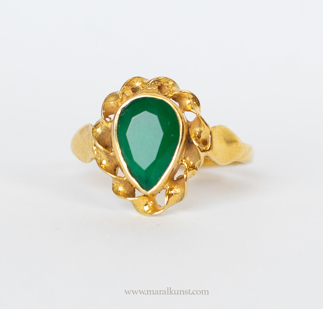 Vintage Design green onyx gold plated silver
