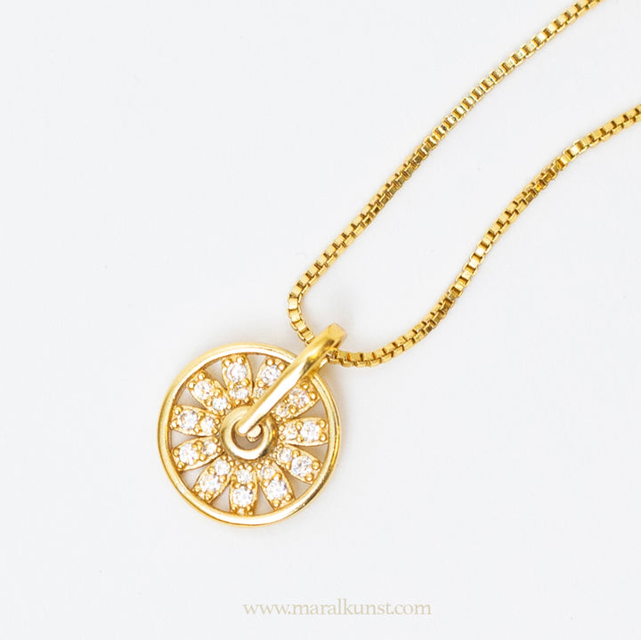 Delicate silver necklace