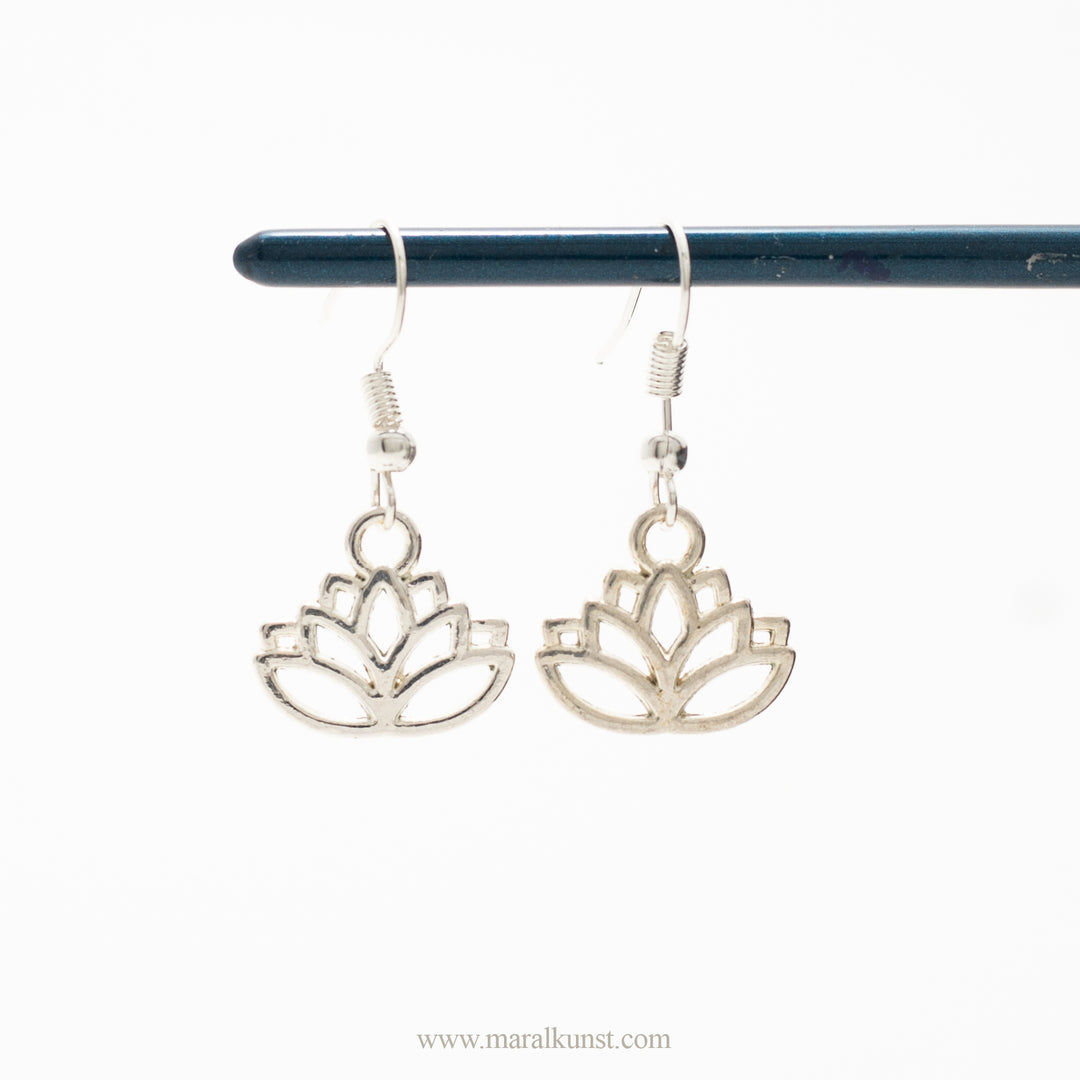 Ahoo lotus earrings