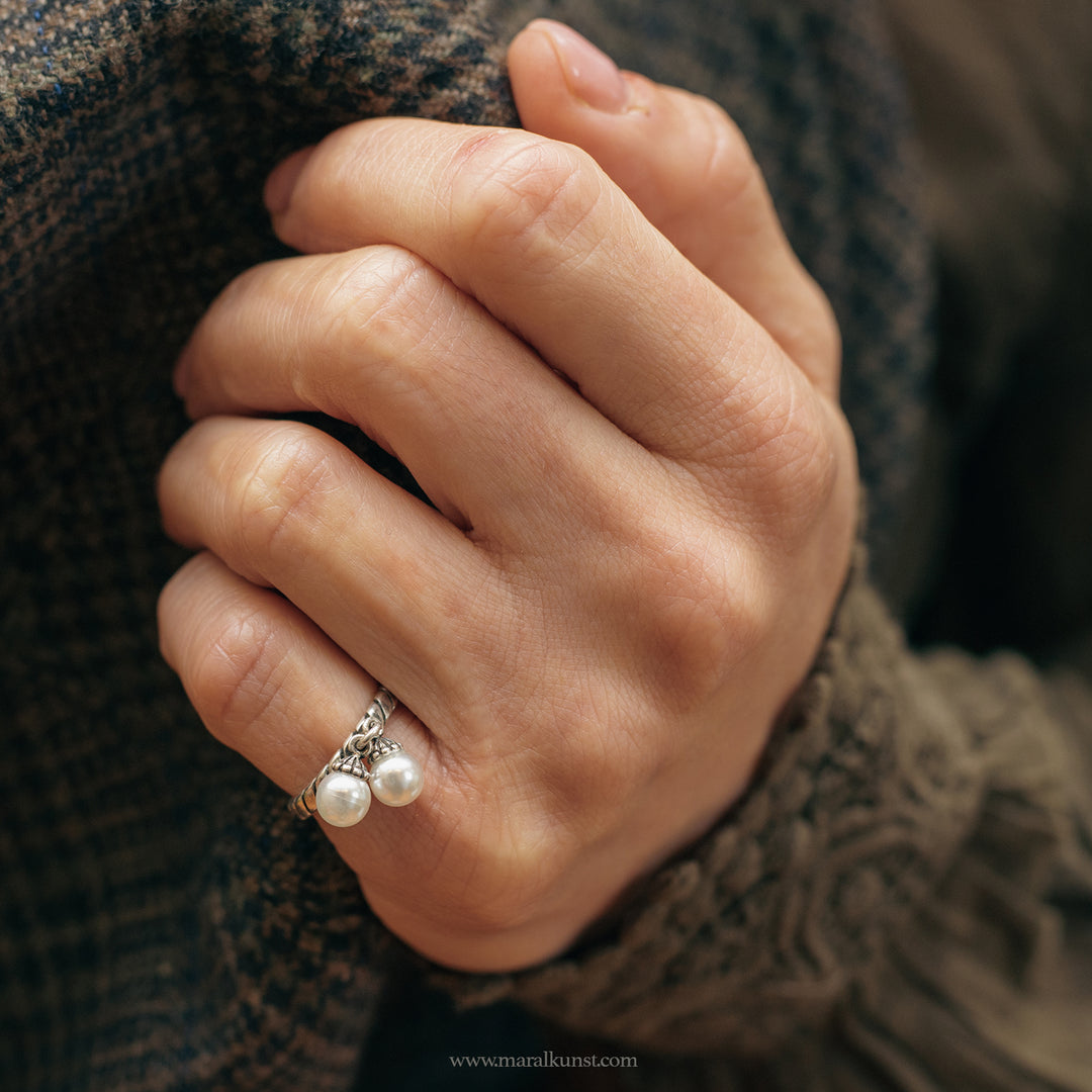 Maral dangling pearls silver ring