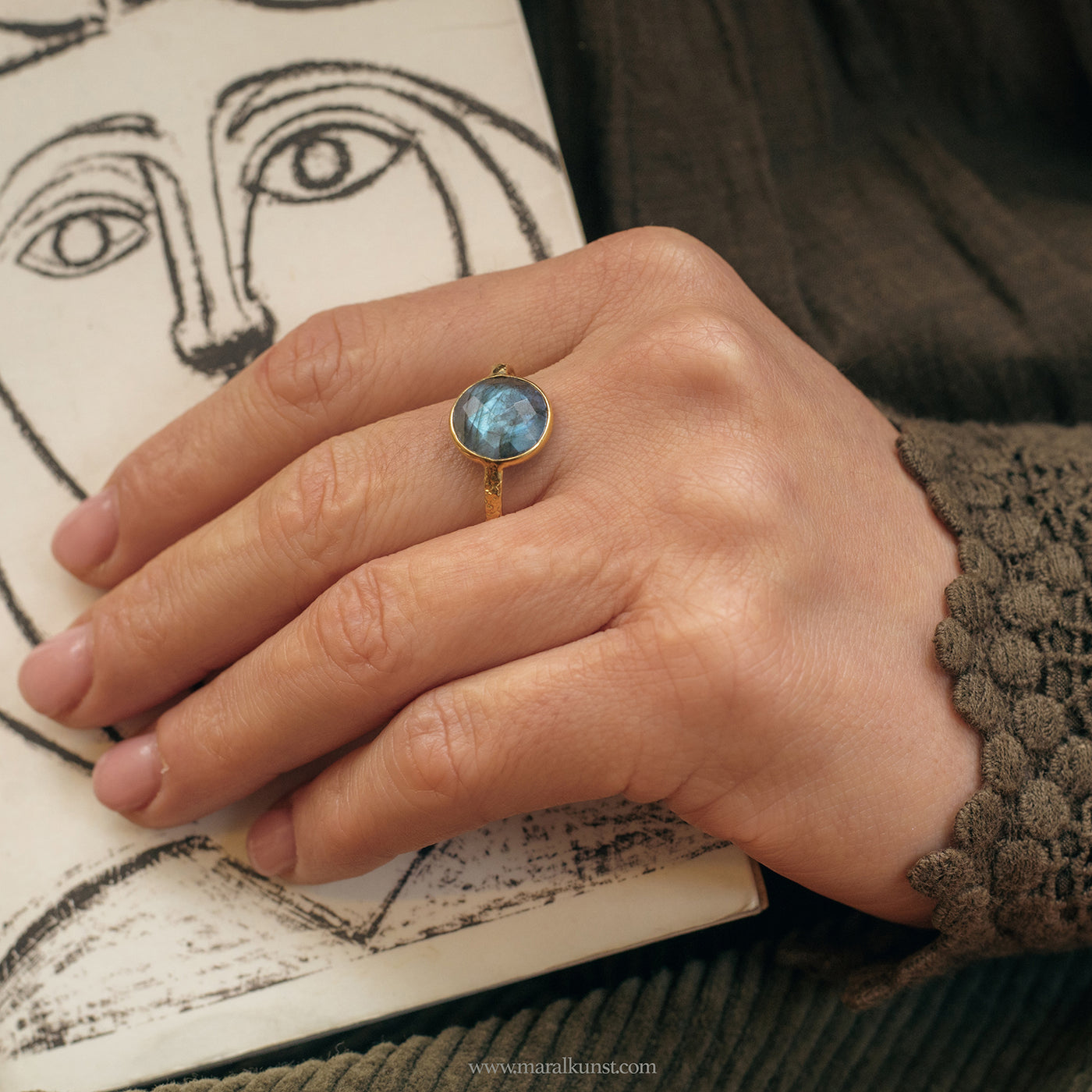 Smoke quartz silver ring