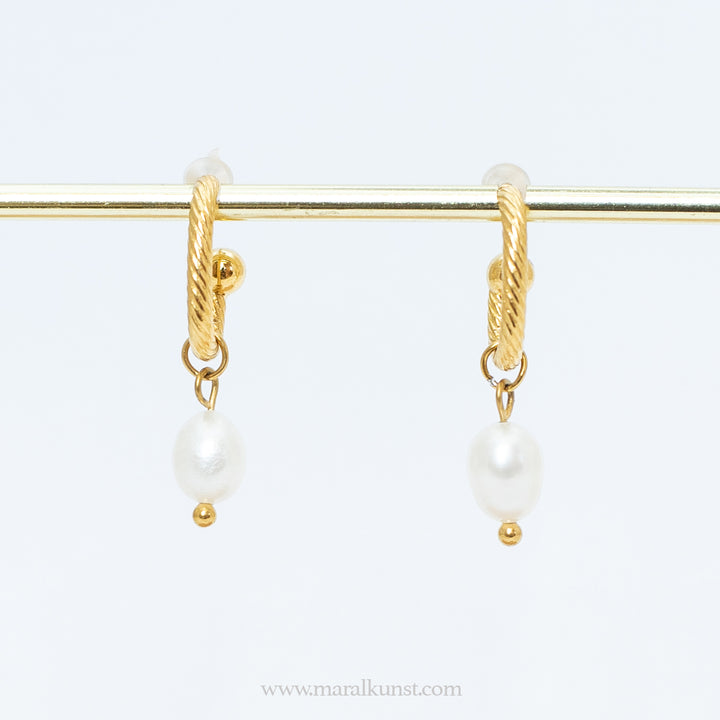 Maral unique Pearl stainless steel earrings