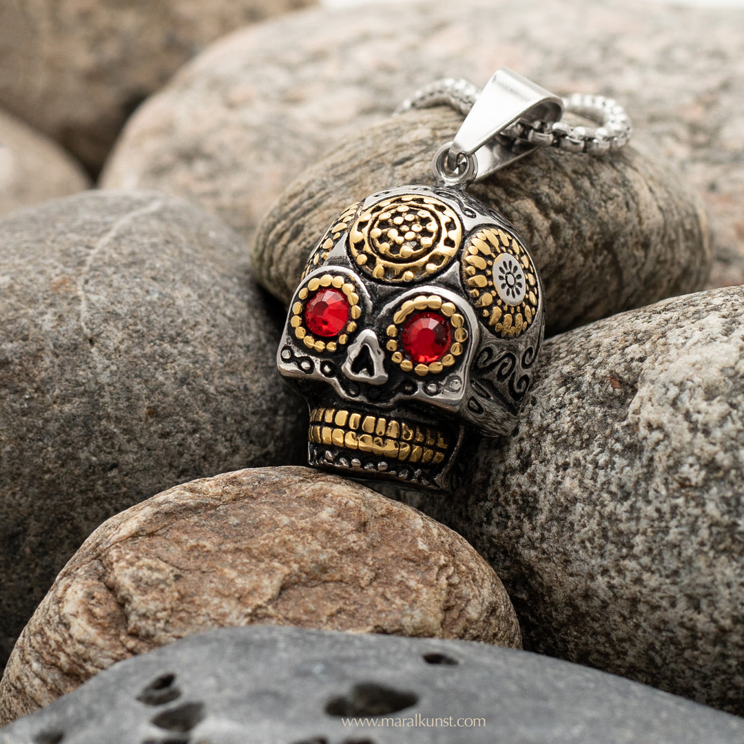 skull heavy metal pendant