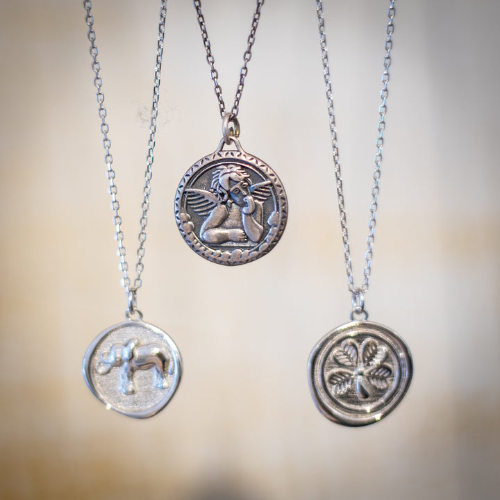 The Sistine Madonna
925 Silver Angel Medallion Necklace – Inspired by Raphael’s Masterpiece