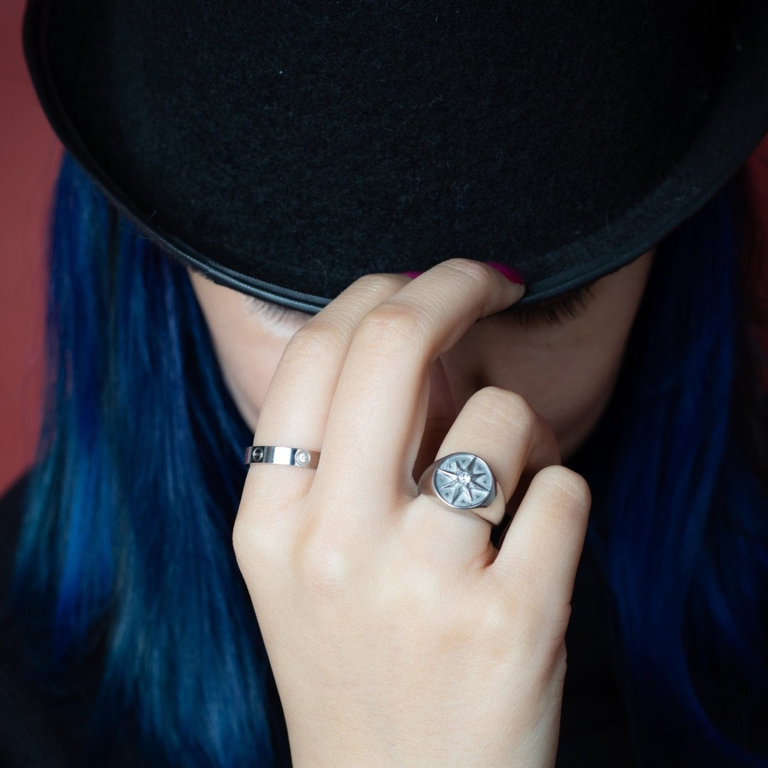 Minimalist North Star Ring - Maral Kunst Jewelry