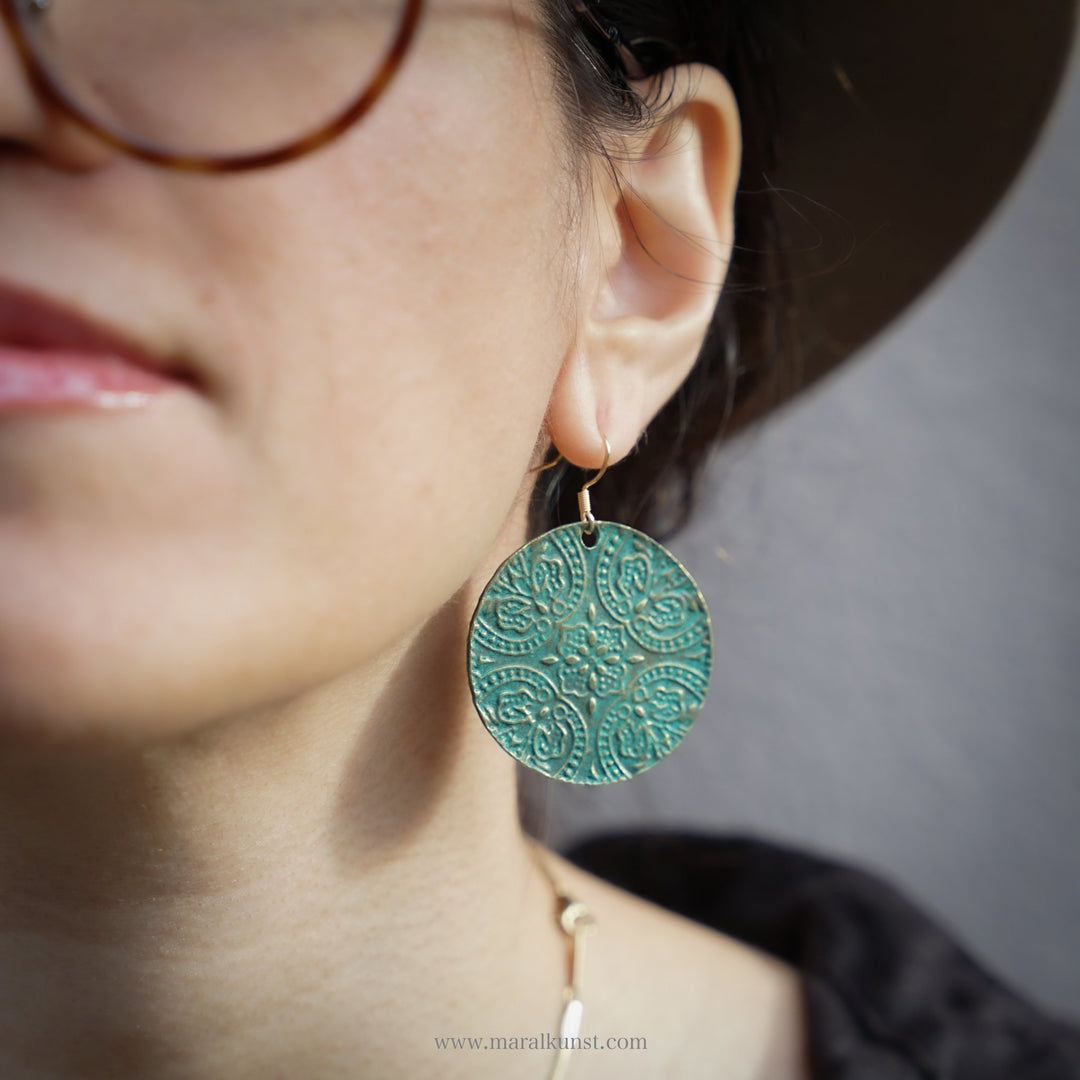 Patinated brass - Maral Kunst Jewelry