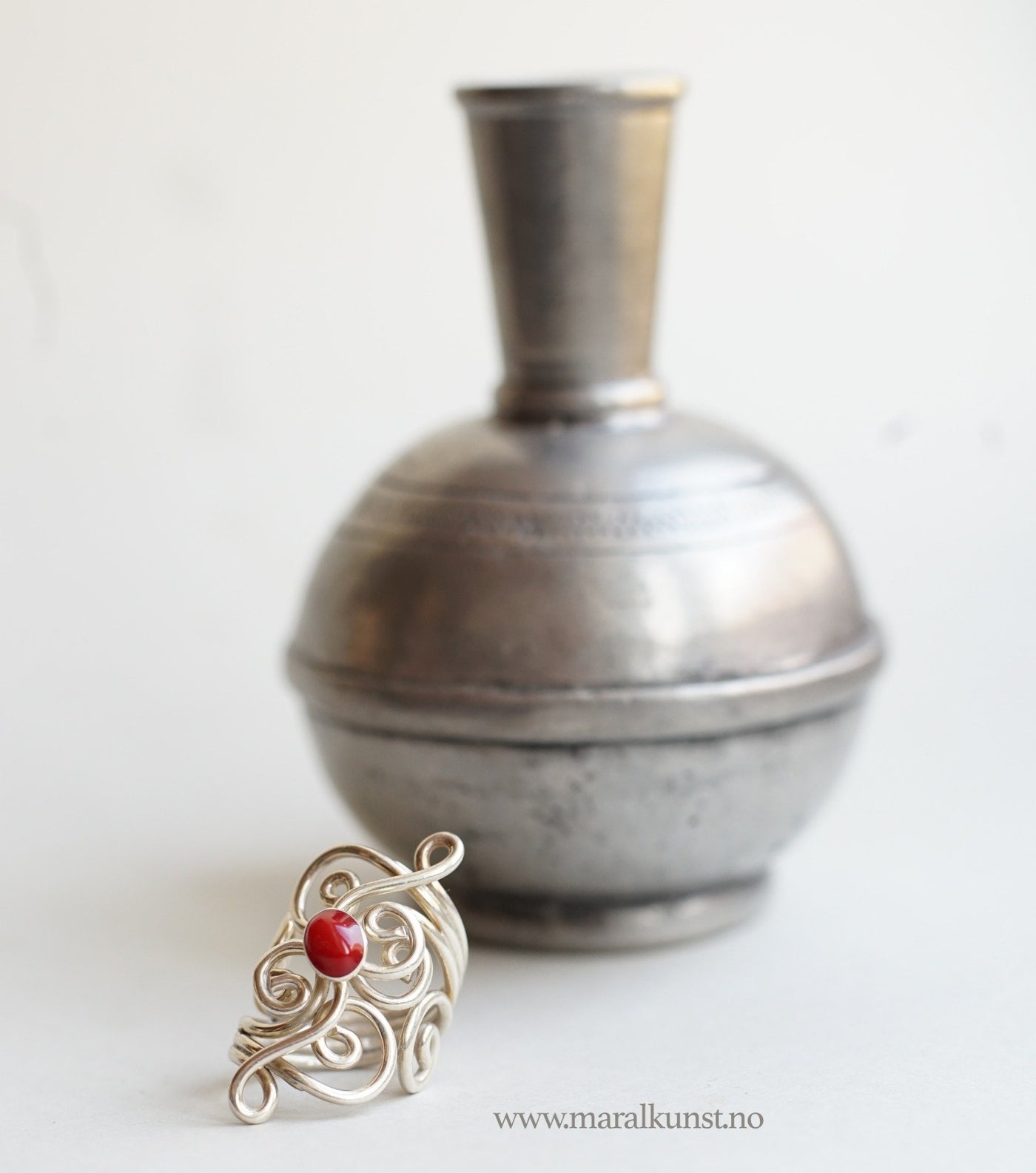 Red Stone Ring - Maral Kunst Jewelry