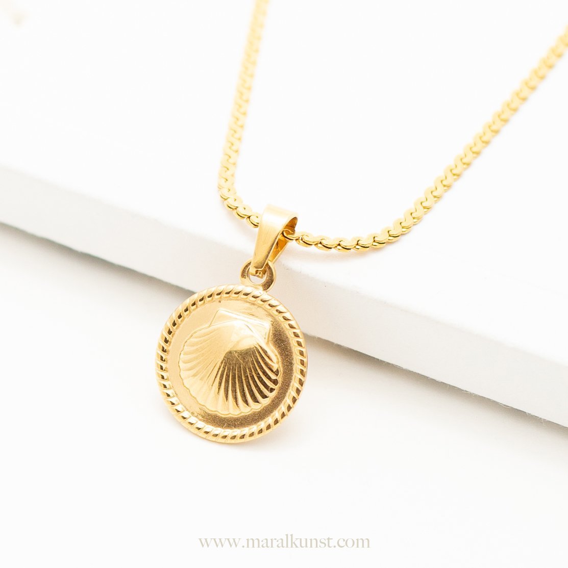 Seas The Day Seashell Necklace - Maral Kunst Jewelry