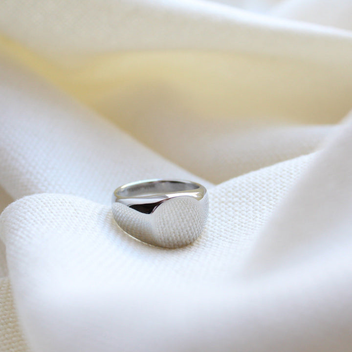 Shiny Polished Signet Steel Ring - Maral Kunst Jewelry