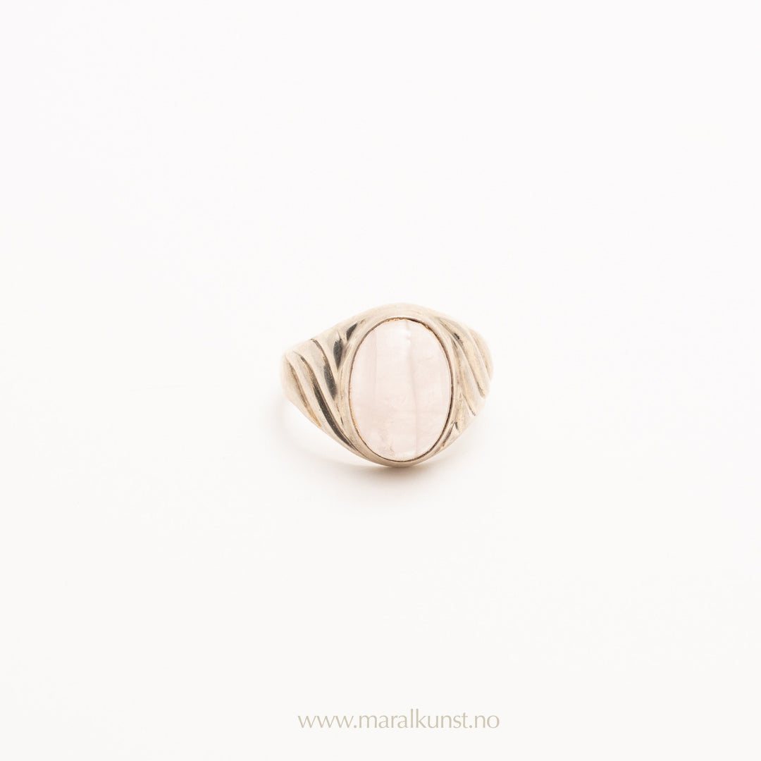 New Stone Ring in Silver - Maral Kunst Jewelry