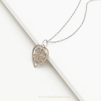 Lucky Four Leaf Clover Necklace - Maral Kunst Jewelry