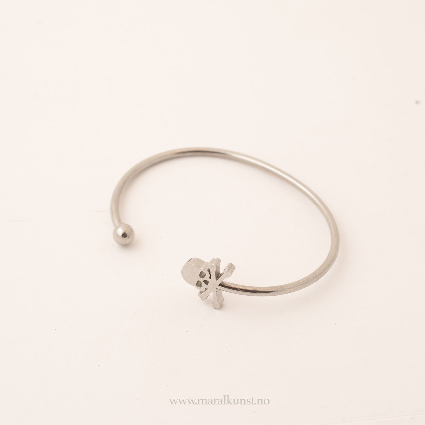 Minimalist Skull Cuff Bracelet - Maral Kunst Jewelry