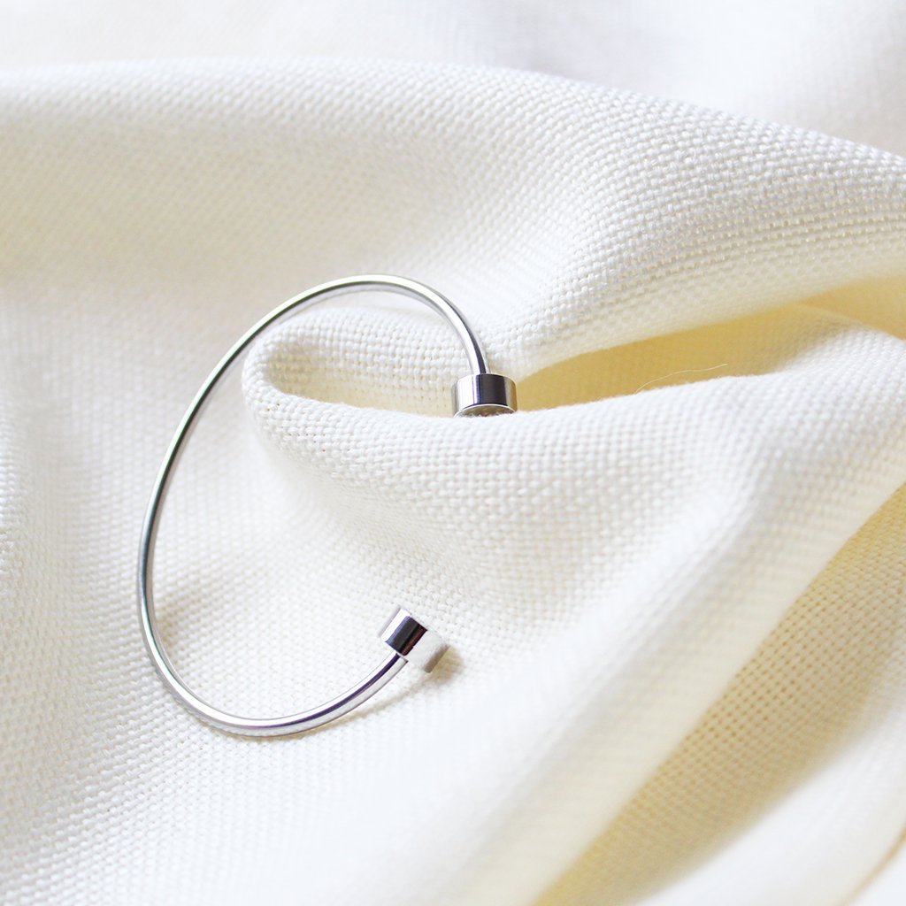 Minimalist Cuff Bracelet - Maral Kunst Jewelry