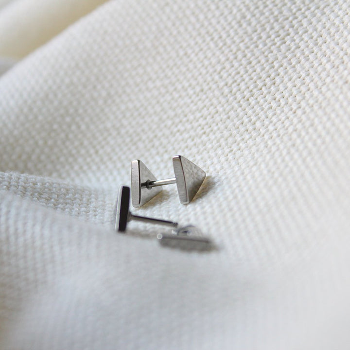 Triangle Piercing - Maral Kunst Jewelry